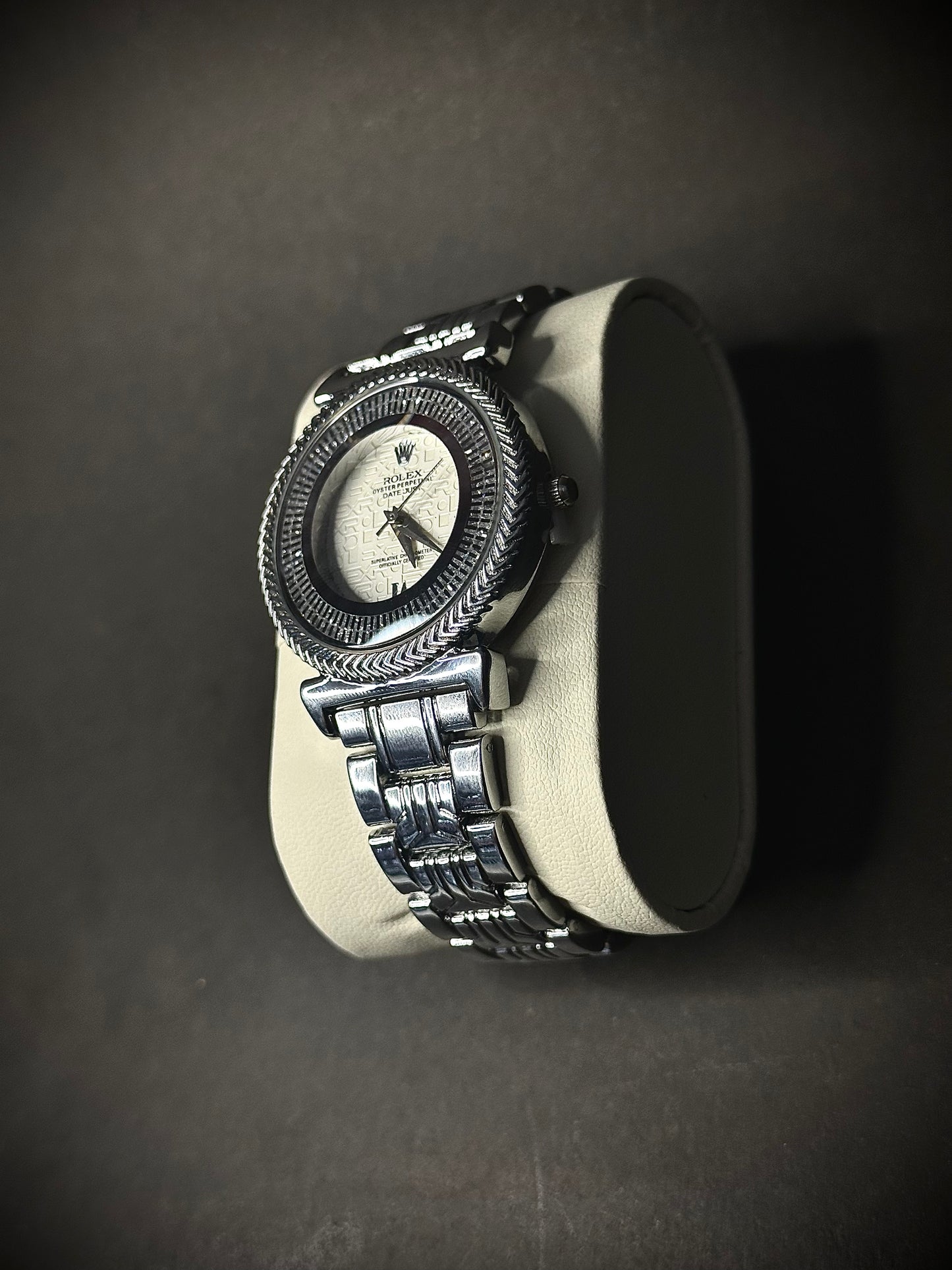 ROLEX - Diamond Dots | Swiss Movement | Luxurious