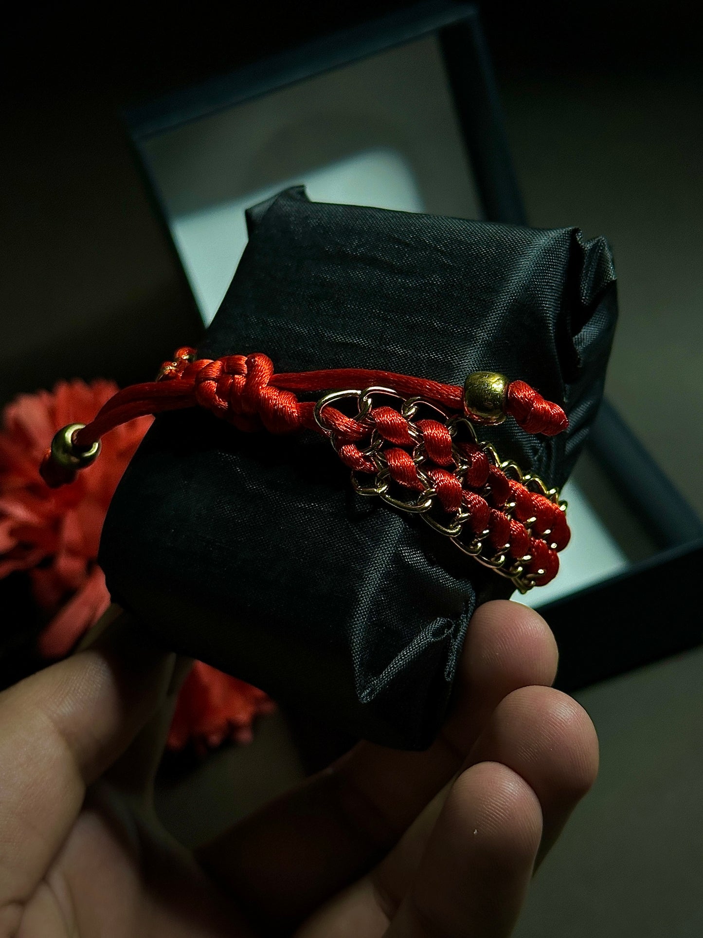 LOVE HEART bezel | Scruchie plus Chain style