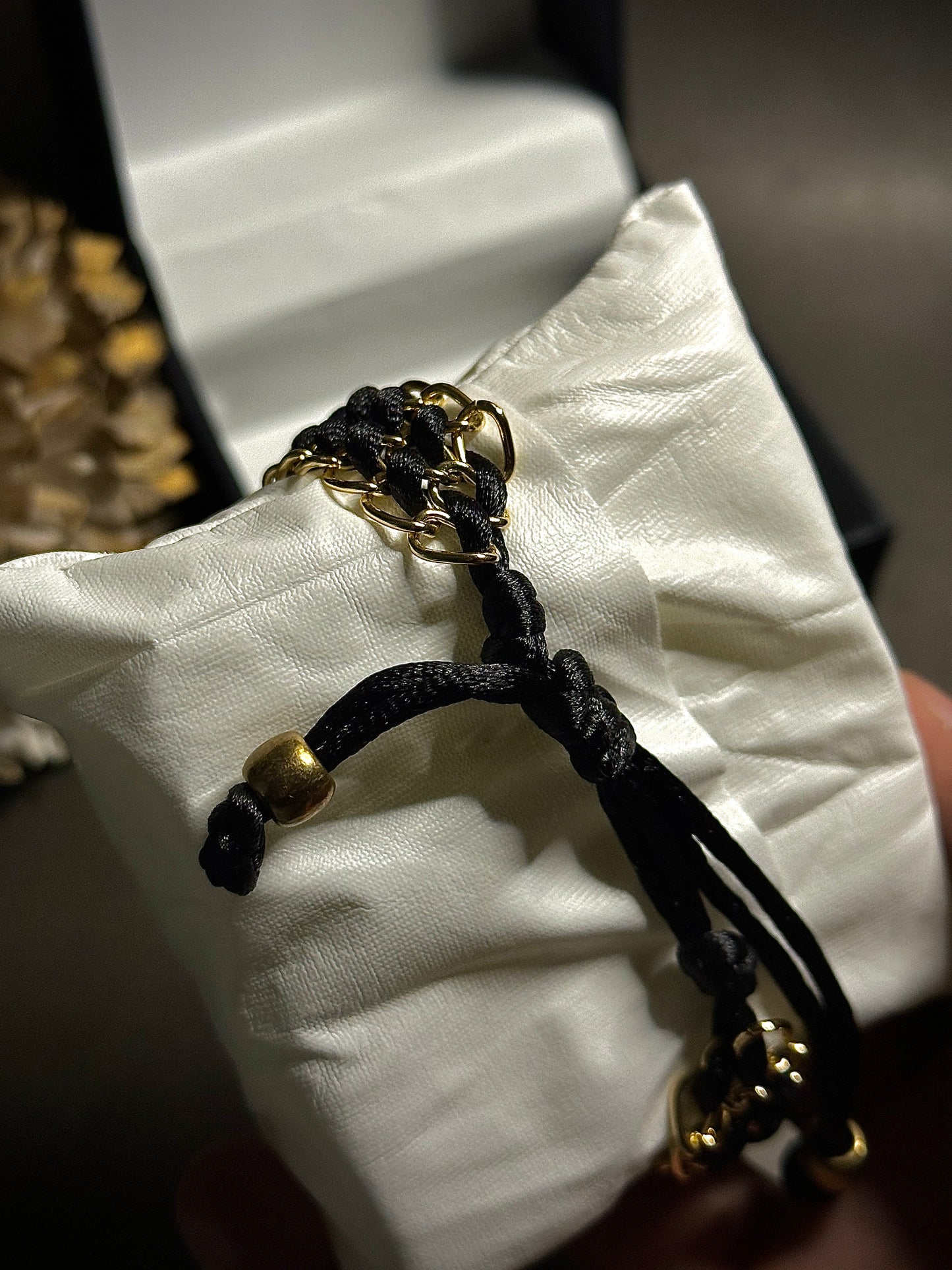 LOVE HEART bezel | Scruchie plus Chain style