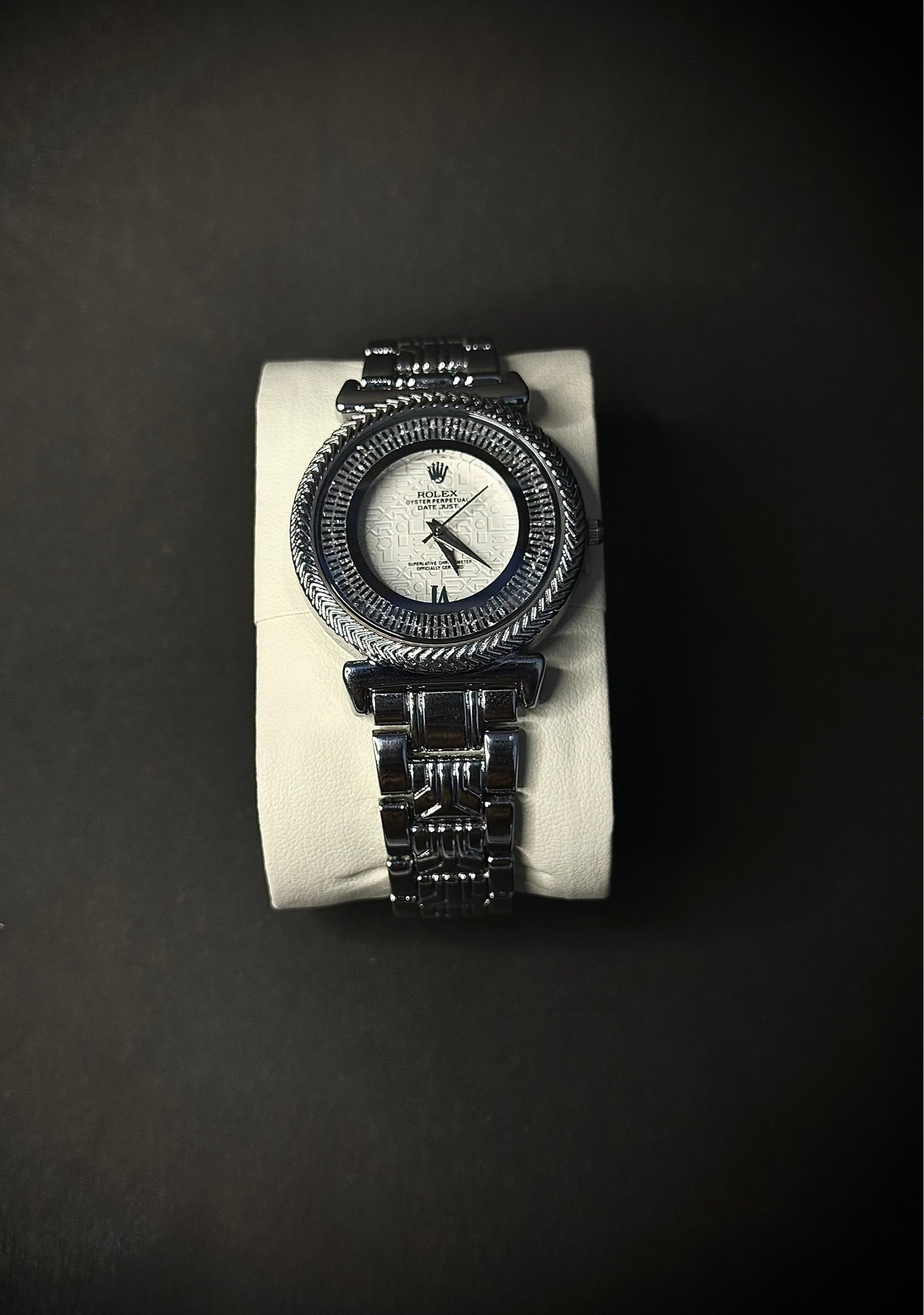 ROLEX - Diamond Dots | Swiss Movement | Luxurious