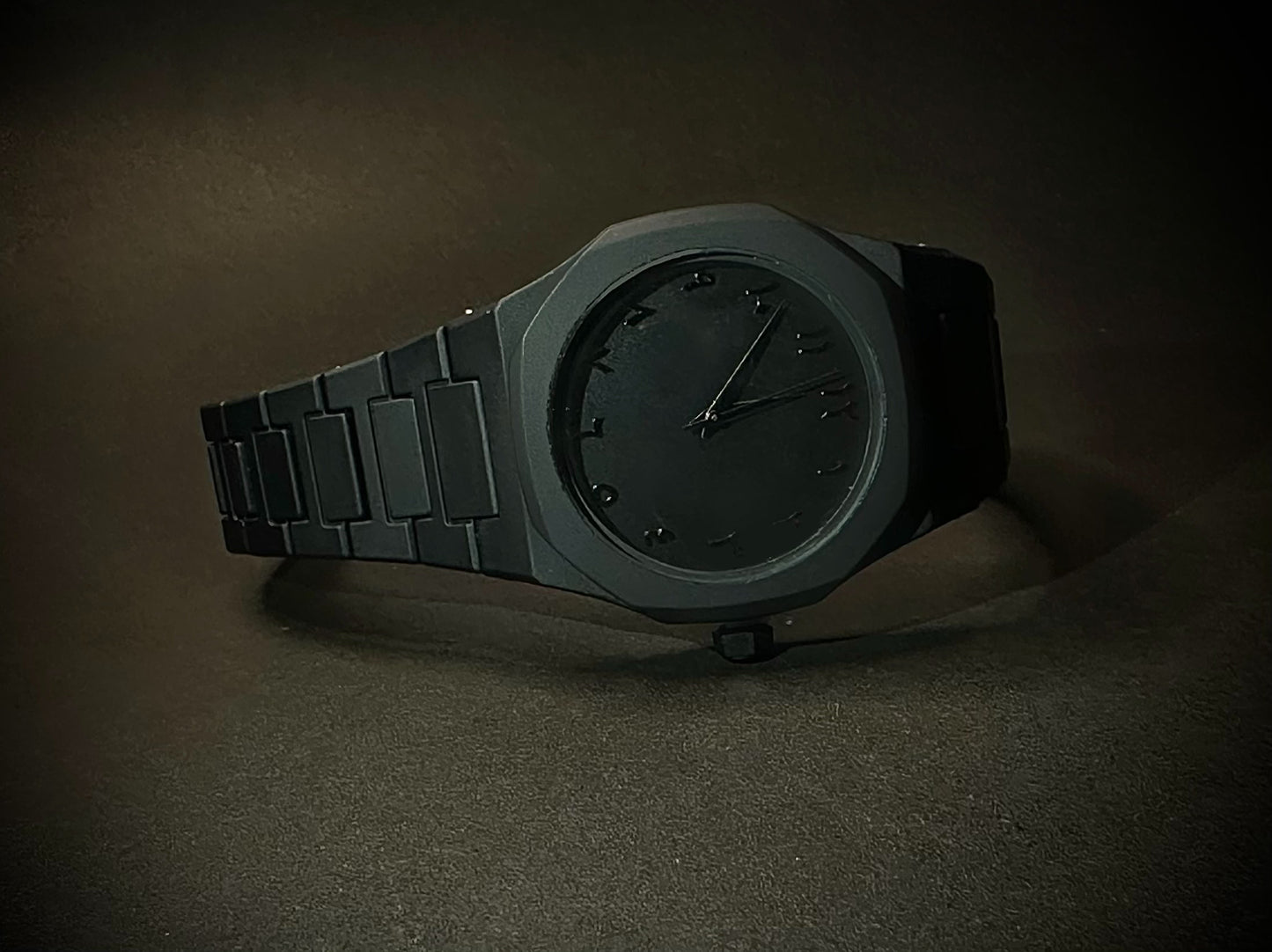 Arabic Aura -  Matte chain | Arabic index | Swiss made