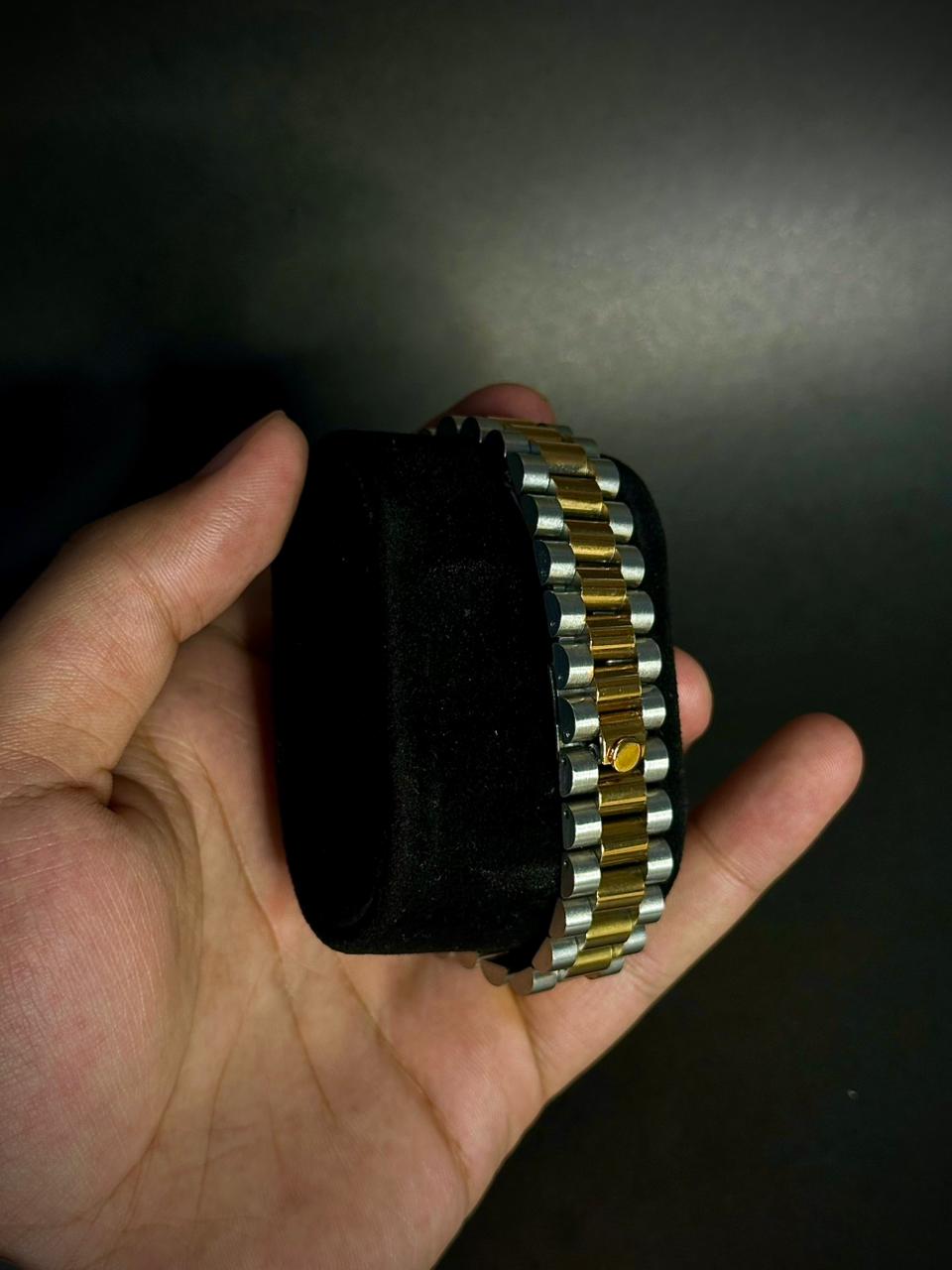 ROLEX - Oyster | Automatic | 3D chain hooks | perpetual Date just