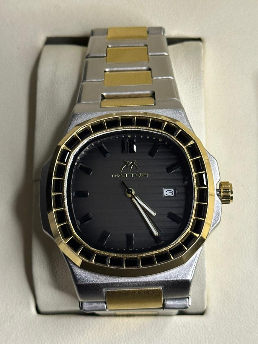 Maturi Black silver and golden